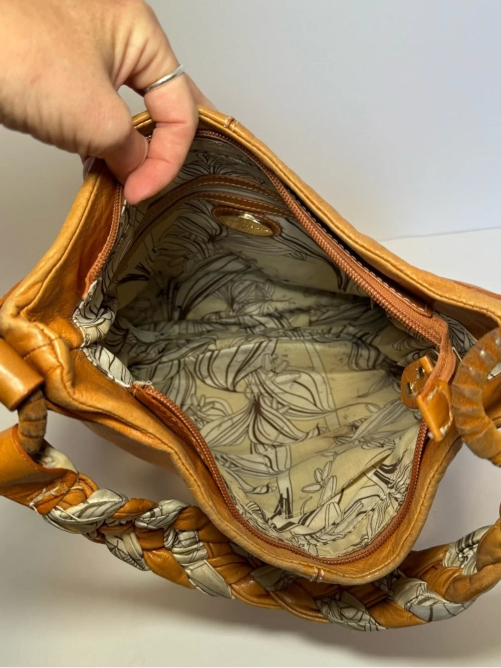Francesco Biasia BEAUTIFUL SOFT leather shoulder bucket bag